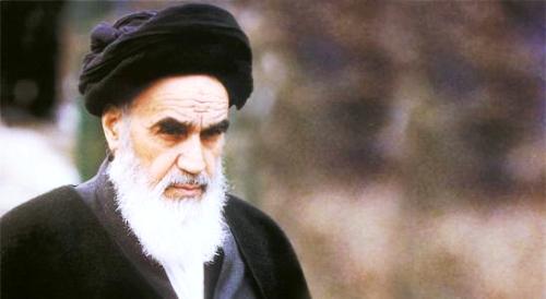 دیر بجنبیم با سیاسیون ظاهرالصلاح وابسته به آمریکا محکوم به فنا هستیم دیر بجنبیم با سیاسیون ظاهرالصلاح وابسته به آمریکا محکوم به فنا هستیم