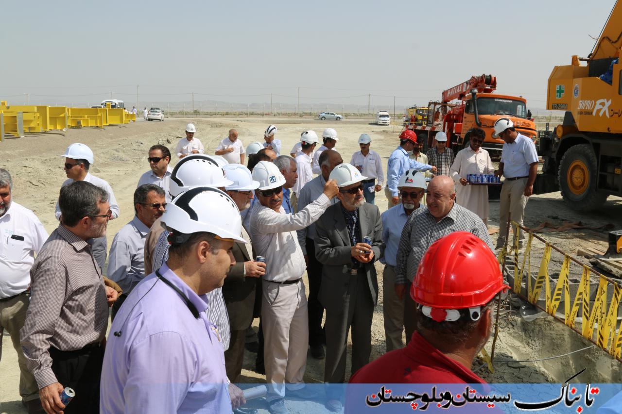 بازدید سرمایه‌گذاران بزرگترین طرح صنعتی جنوب شرق کشور از چابهار/ گزارش تصویری