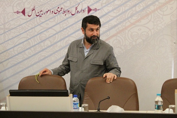گزارش تصویری نشست مشترک احزاب  اصلاح طلب واعتدال گرا با استاندار خوزستان شب گذشته شنبه در سالن شهید رجایی استانداری خوزستان&zwnj;