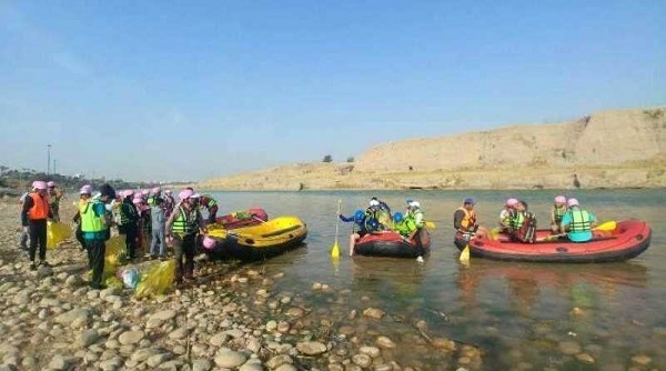 گردشگران در سفر به دزفول توصیه های بهداشتی را رعایت کنند گردشگران در سفر به دزفول توصیه های بهداشتی را رعایت کنند