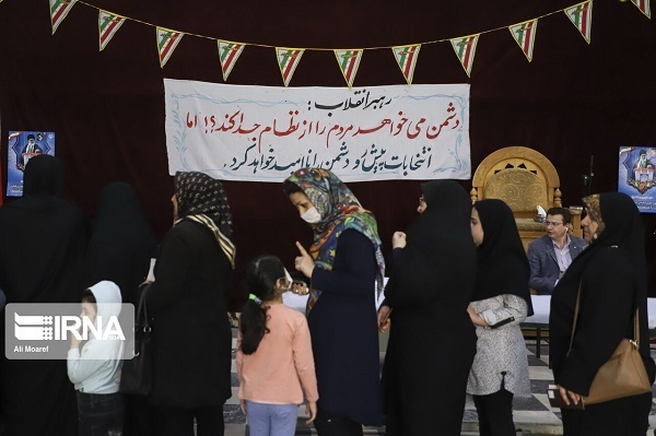انتخابات یازدهمین دوره مجلس شورای اسلامی در اهواز/گزارش تصویری ۱