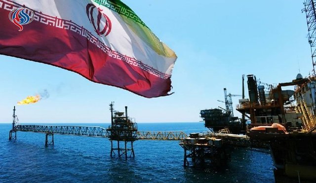 عربستان به این دلیل نمیتواند خلأ نفت ایران را جبران کند عربستان به این دلیل نمیتواند خلأ نفت ایران را جبران کند