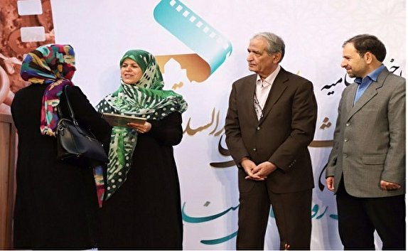 اختتامیه اولین فوتوماراتن کشوری و دومین جشنواره ملی عکس دارالسلطنه در قزوین برگزار شد