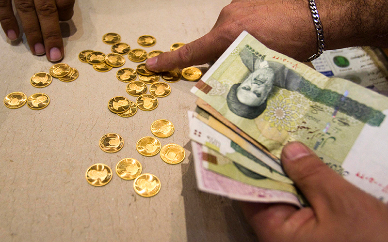 جدیدترین قیمتها از بازار سکه تهران/ بازار تحت تاثیر سفر نخست وزیر ژاپن به تهران جدیدترین قیمتها از بازار سکه تهران/ بازار تحت تاثیر سفر نخست وزیر ژاپن به تهران