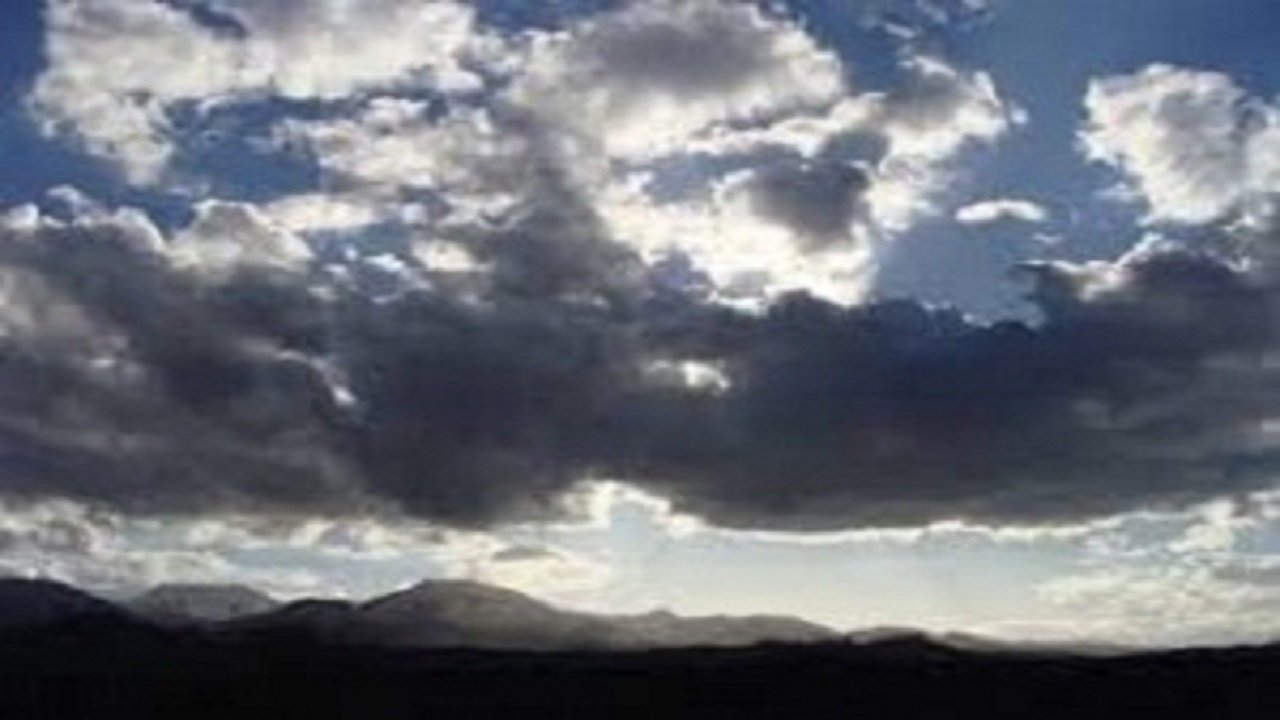 امروز و فردا بیشینه دمای هوا برای تمامی نقاط استان قزوین ۴ تا ۶ درجه کاهش می&zwnj;یابد.