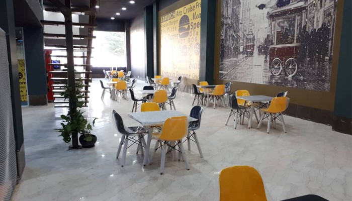 ماجراهای عجیب و غریب فست فودها در دنیا