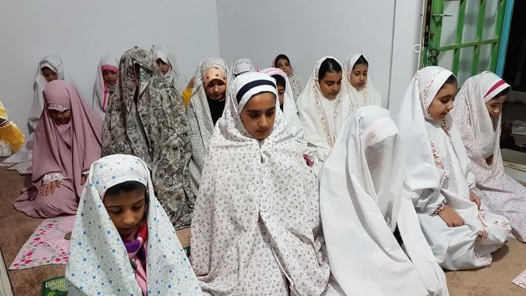 جشن روزهاولیهای کانون کرمانشاه همزمان با سراسر استان برگزار شد