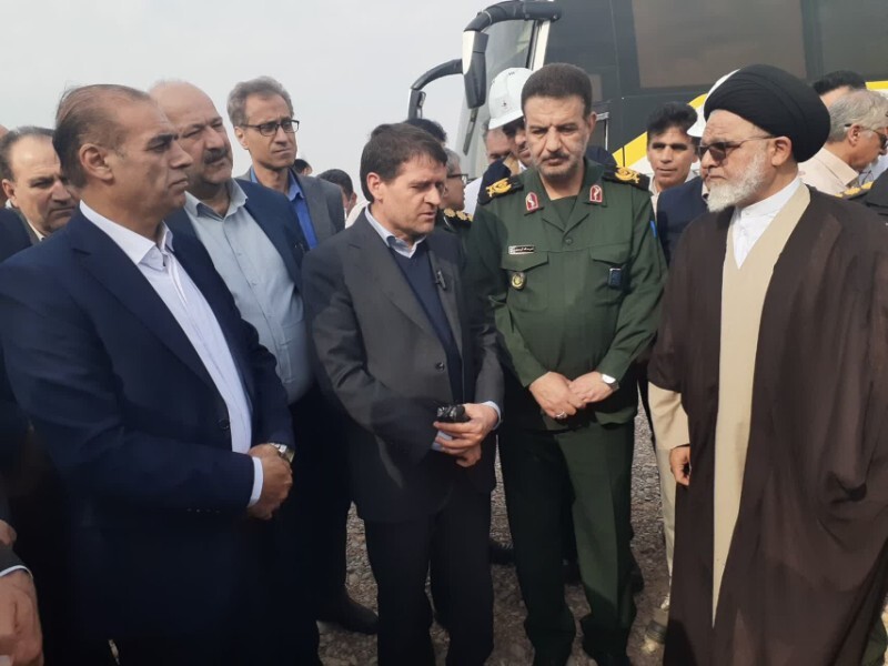 نماینده مردم ایلام در مجلس :  پتروشیمی دهلران قربانی بی مدیرتی شده است 