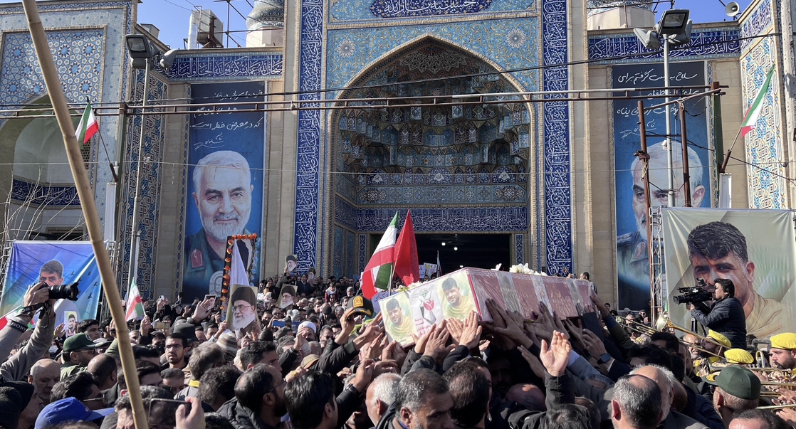 حضور با شكوه مردم کرمان در راهپیمایی محکومیت جنایات اغتشاشگران و تشییع شهید امنیت حضور با شكوه مردم کرمان در راهپیمایی محکومیت جنایات اغتشاشگران و تشییع شهید امنیت