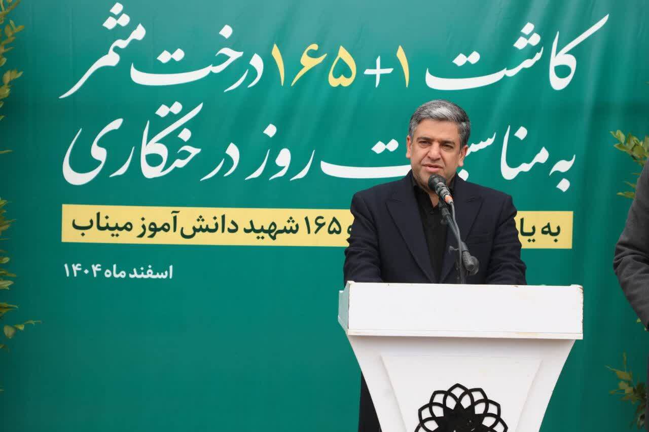 درختکاری در شورابیل به یاد رهبر انقلاب و ۱۶۵ شهید دانش‌آموز/ یک‌ و نیم میلیون اصله نهال در استان اردبیل تولید می‌شود