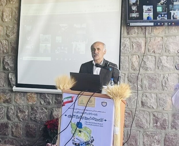 مرکز تحقیقات کشاورزی کردستان پیشگام مقابله با تغییرات اقلیمی/ ارتقاء بهرهوری منابع طبیعی مرکز تحقیقات کشاورزی کردستان پیشگام مقابله با تغییرات اقلیمی/ ارتقاء بهرهوری منابع طبیعی