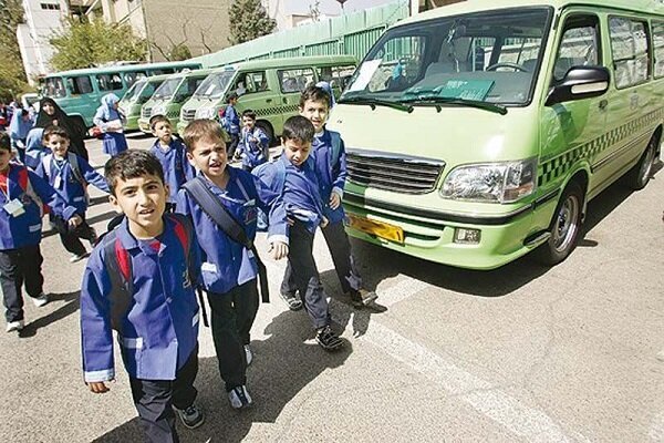 حضور ۴ هزار راننده در ناوگان سرویس مدارس کرمانشاه برای سال تحصیلی جدید