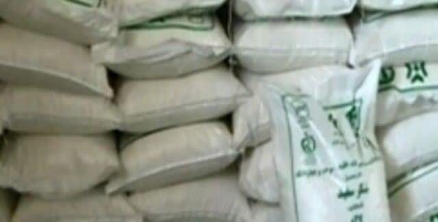 کشف انبار احتکار شکر در کنگاور کشف انبار احتکار شکر در کنگاور