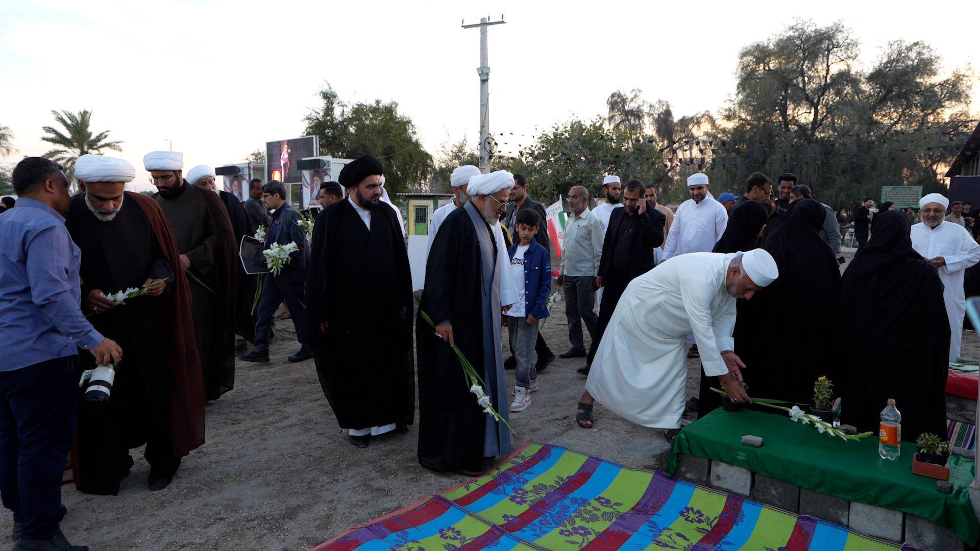 حمله دشمن به جزیره هنگام ۷ نفر زخمی بر جای گذاشت