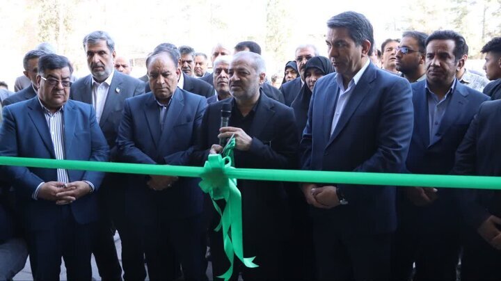 کرمان در خط مقدم نهضت مدرسه‌سازی/ آسیب به ۱۵۰۰ واحد آموزشی و ورزشیِ کشور در جنگ رمضان