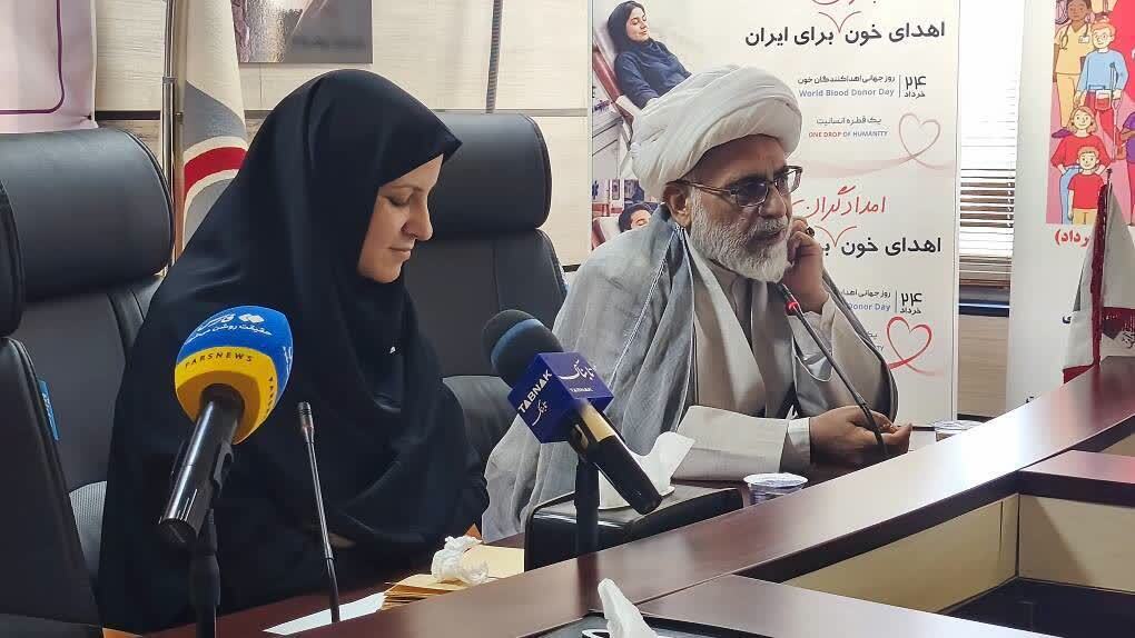 توزیع ۱۰۸ هزار واحد خون در کرمانشاه؛ زنان در ترویج فرهنگ اهدای خون مشارکت بیشتری داشته باشند توزیع ۱۰۸ هزار واحد خون در کرمانشاه؛ زنان در ترویج فرهنگ اهدای خون مشارکت بیشتری داشته باشند