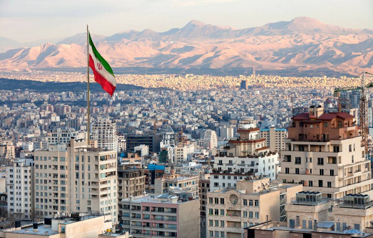 میراث «فئودالیسم مدرن» در بازار مسکن؛ آیا نسل Z به سلطه مالکیت غیرمولد پایان میدهد؟ میراث «فئودالیسم مدرن» در بازار مسکن؛ آیا نسل Z به سلطه مالکیت غیرمولد پایان میدهد؟