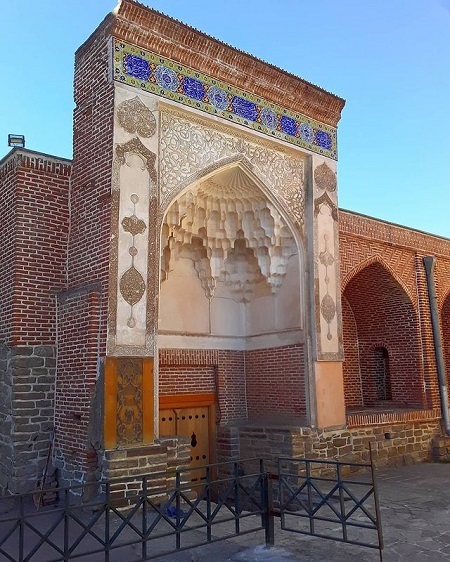 مسجد جامع ارومیه؛ بنای هزارسالهای که پشت دیوارهای فراموشی مانده است مسجد جامع ارومیه؛ بنای هزارسالهای که پشت دیوارهای فراموشی مانده است