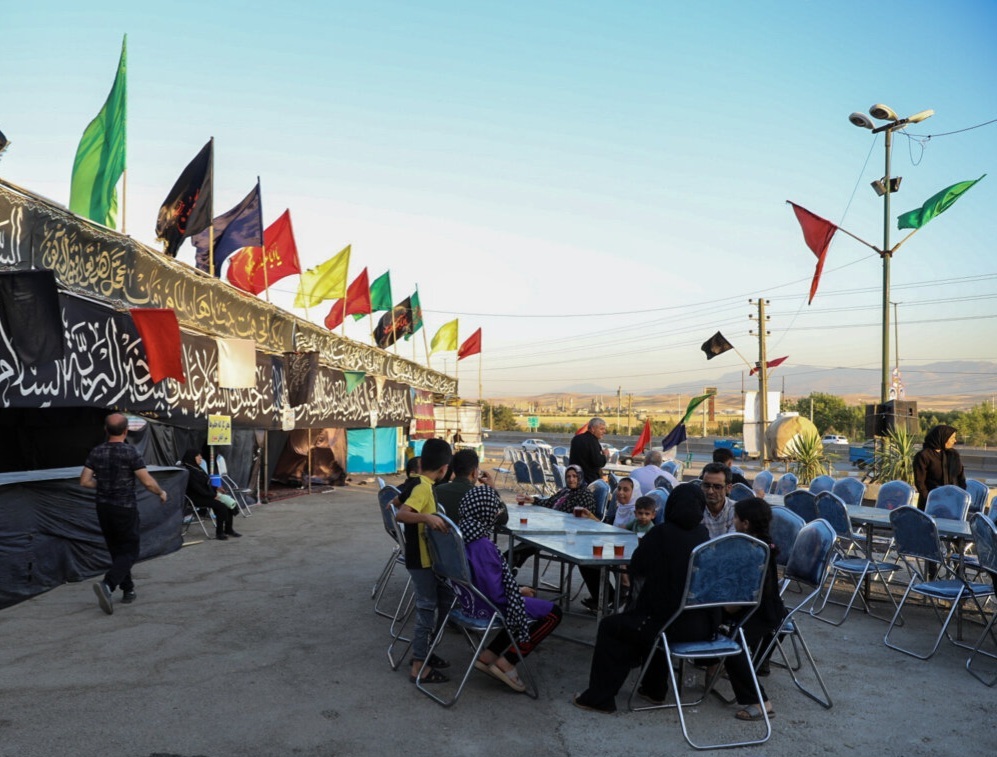 طرح خلاقانه کرمانشاه در اربعین ۱۴۰۵؛ تبدیل موکبهای پرتردد به پایگاههای معرفی جاذبههای گردشگری طرح خلاقانه کرمانشاه در اربعین ۱۴۰۵؛ تبدیل موکبهای پرتردد به پایگاههای معرفی جاذبههای گردشگری