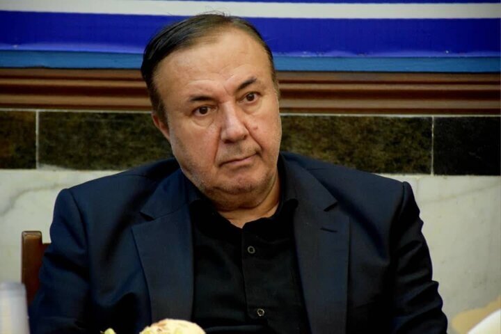 نماینده تبریز در مجلس: آسفالت‌ریزی آزادراه تبریز-زنجان با این روند تا آبان هم تمام نمی‌شود
