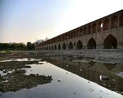 مدیریت بهره‌برداری از زاینده رود علمی و قانونی نیست