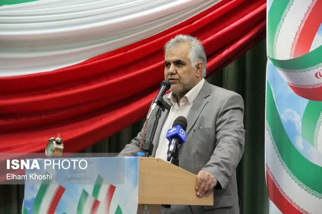 دشمنان تلاش می‌کنند ذهن نوجوانان را تحت تاثیر قرار دهند