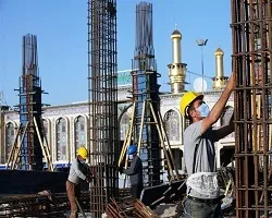 هنرمندان اصفهانی در بازسازی عتبات عالیات همراه مردم هستند