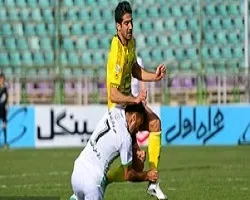 ذوب آهن اصفهان دربی را واگذار کرد/ سپاهان در رده دوم لیگ برتر فوتبال قرار گرفت