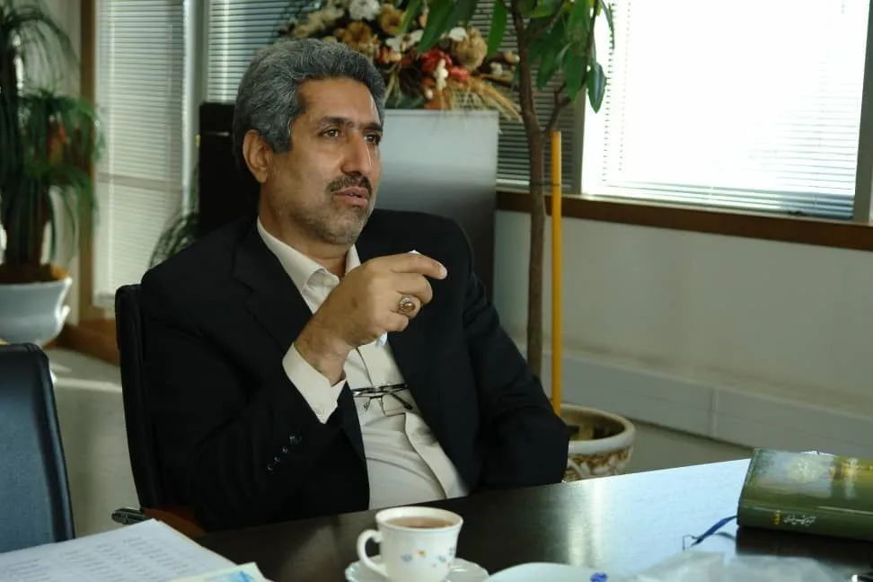 بیش از دو هزار و 254 کیلومتر از جاده های استان یزد تحت پوشش تلفن همراه قرار دارند