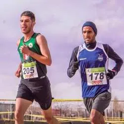 دونده ذوب آهن قهرمان شد