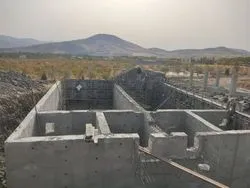 پروژه هدایت فاضلاب روستای سراب قامیش به خط انتقال فاضلاب شهر سنندج در حال اجرا و ۵۰ درصد پیشرفت فیزیکی دارد