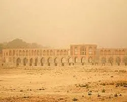 فعال شدن کانون‌های گرد و غبار در سراسر استان اصفهان