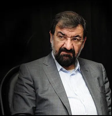 دعوت بیش از ۱۰۰۰ دانشجو از سردار اقتصاددان برای حضور در انتخابات ریاست جمهوری