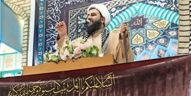 افتتاح فروشگاه مشروبات الکلی در مکه نشان از غرب‌زدگی حکام سعودی است