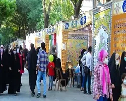 ارائه خدمات فرهنگی و اجتماعی خادمیاران رضوی در گذر تاریخی چهارباغ