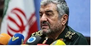 بسیج و سپاه تا لحظه آخر در کنار مردم سیل‌زده می‌مانند
