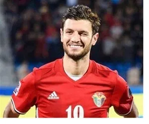 دستگیری بازیکن فولاد هنگام خروج از ایران/‌آذری: این موضوع ربطی به باشگاه ندارد