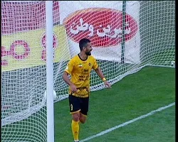 صدرنشینی سپاهان با 5 گل در نقش جهان