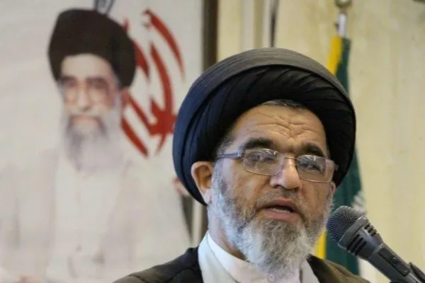 تاکید مقام معظم رهبری این بود که نمایندگان نباید در کار دولت دخالت کنند / در شأن نمایندگان نیست که وقت خود را درگیر مسائل حاشیه ای و عزل و نصب ها قرار دهند