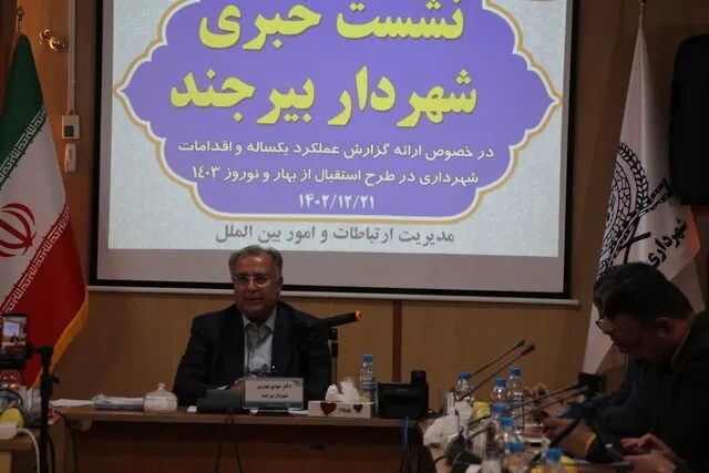 عزل شهردار از سوی اعضای شورای شهر ضمانت اجرایی ندارد