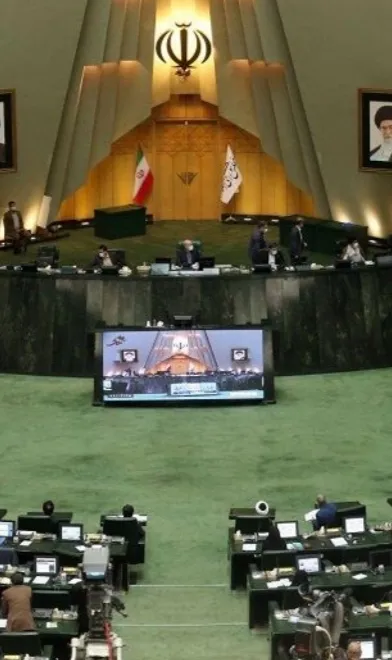 در انتظار عقب نشینی مجلس از افزایش تسهیلات تکلیفی بانک‌ها در سال ۱۴۰۱ 