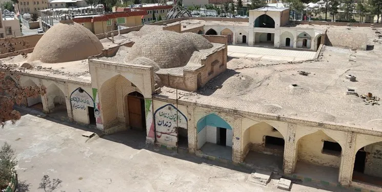 مرمت کاروانسرای شاه‌عباسی سمنان آغاز شد