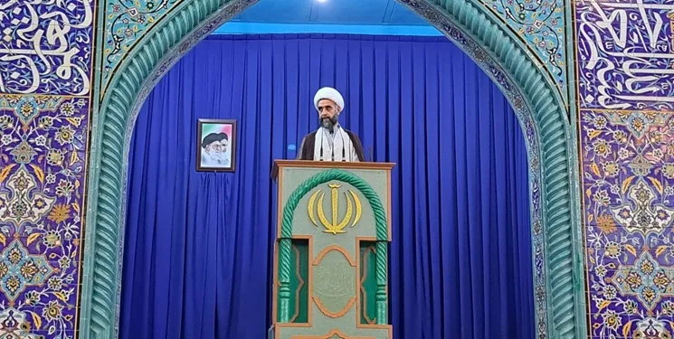 تاکید امام جمعه موقت بوشهر بر مبارزه با گرانی کالاها در بازار
