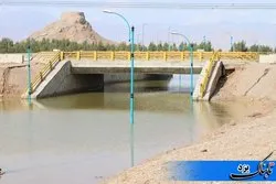 سازه‌های آبی و خاکی به خوبی جواب داده، ولی ظرفیت آن‌ها در حد ورودی آب نبود